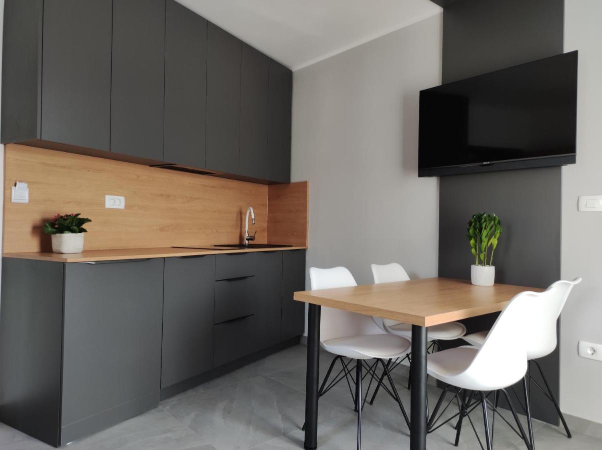 Boutique Rooms By Petric Winery Dobravlje エクステリア 写真