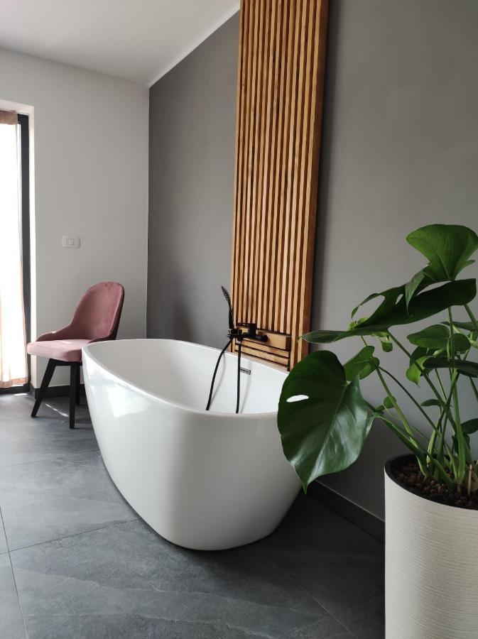 Boutique Rooms By Petric Winery Dobravlje エクステリア 写真