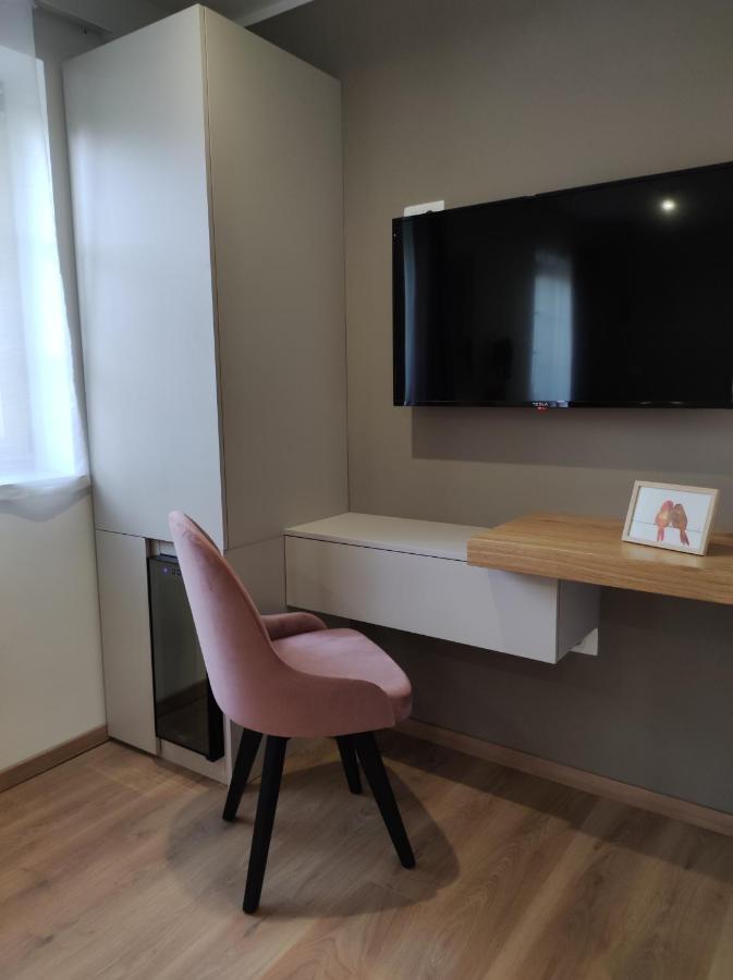 Boutique Rooms By Petric Winery Dobravlje エクステリア 写真