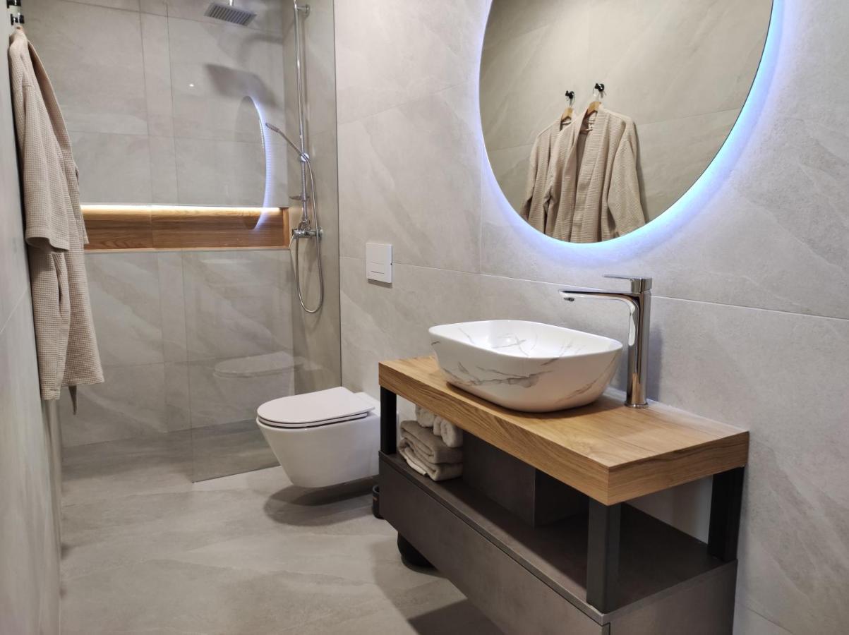 Boutique Rooms By Petric Winery Dobravlje エクステリア 写真