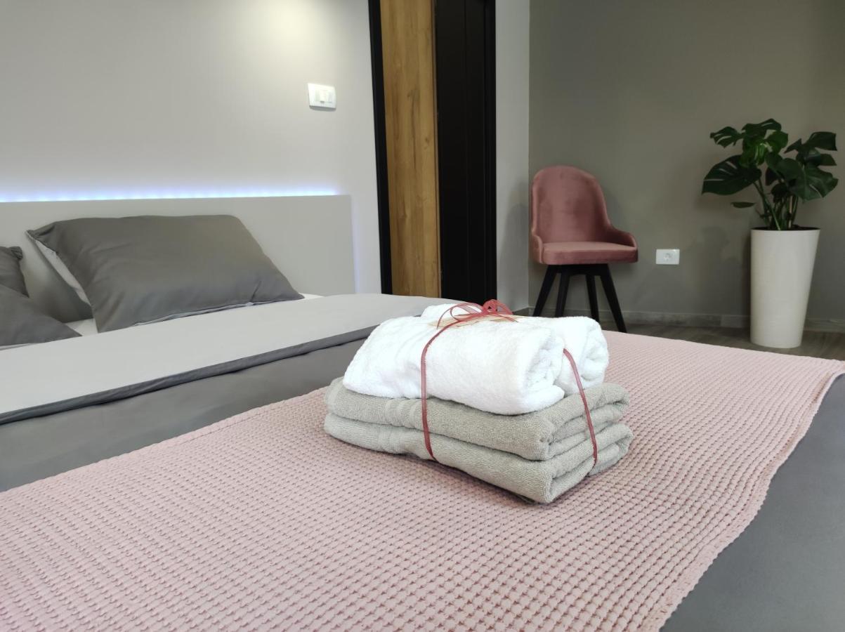 Boutique Rooms By Petric Winery Dobravlje エクステリア 写真