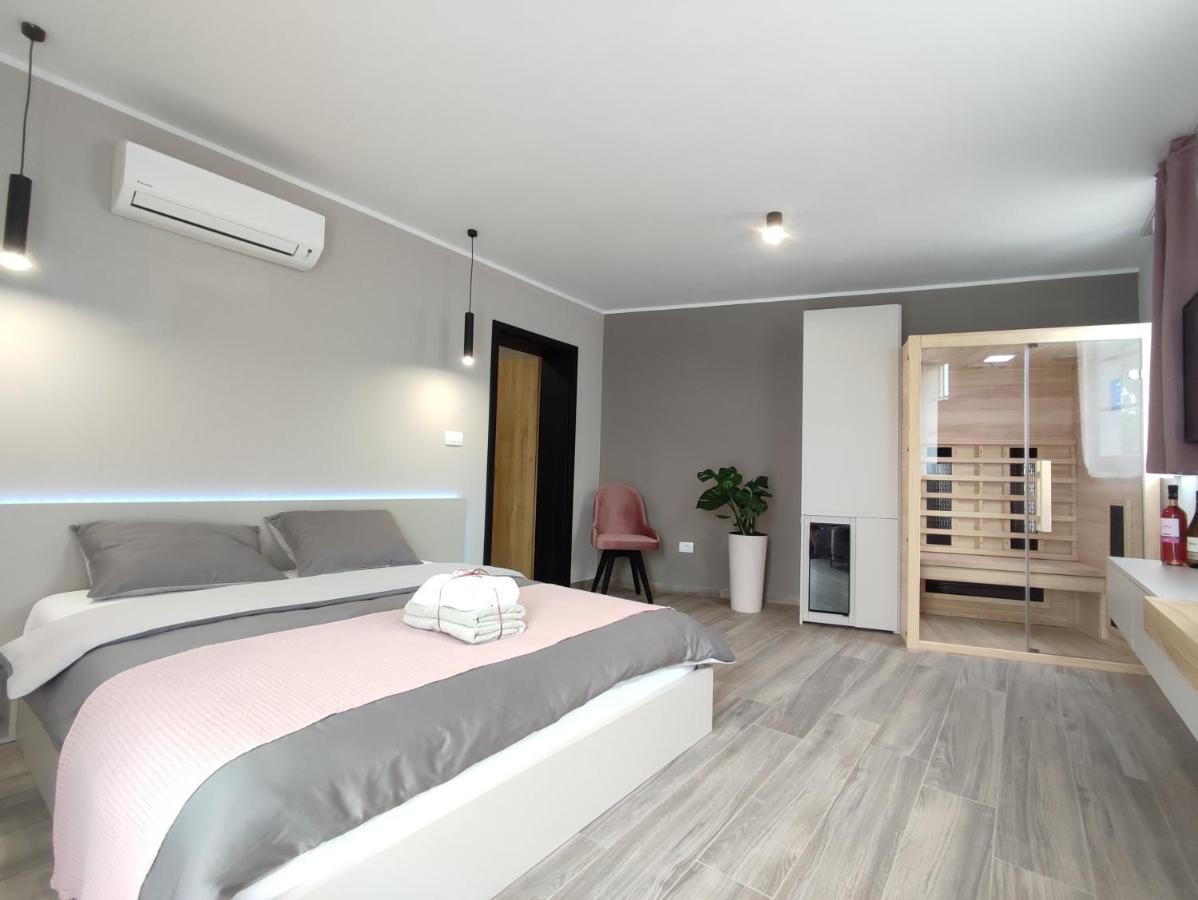 Boutique Rooms By Petric Winery Dobravlje エクステリア 写真