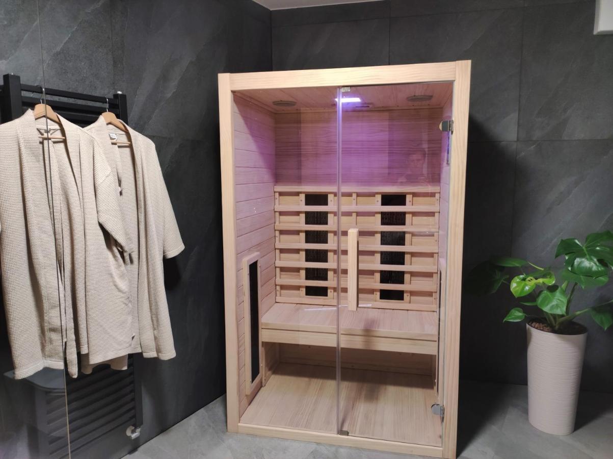 Boutique Rooms By Petric Winery Dobravlje エクステリア 写真