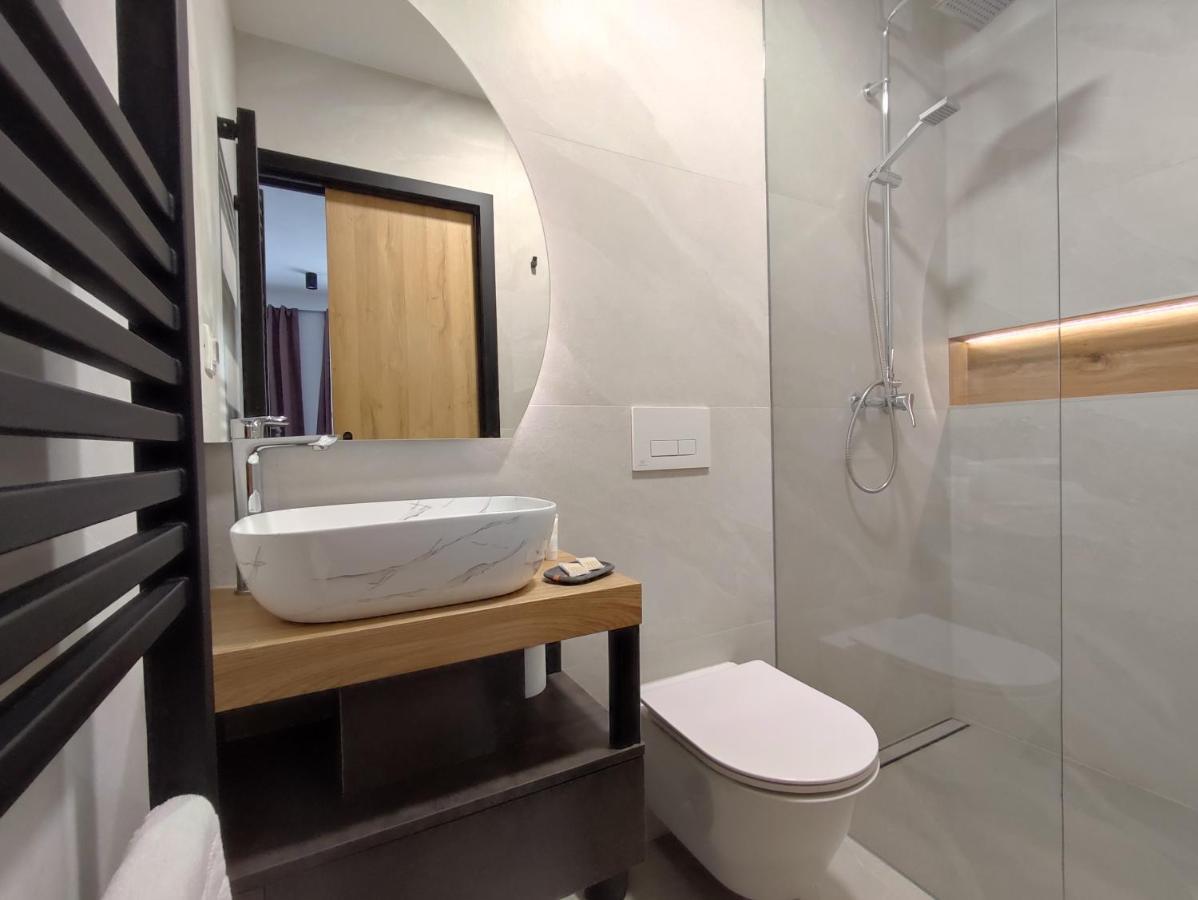 Boutique Rooms By Petric Winery Dobravlje エクステリア 写真