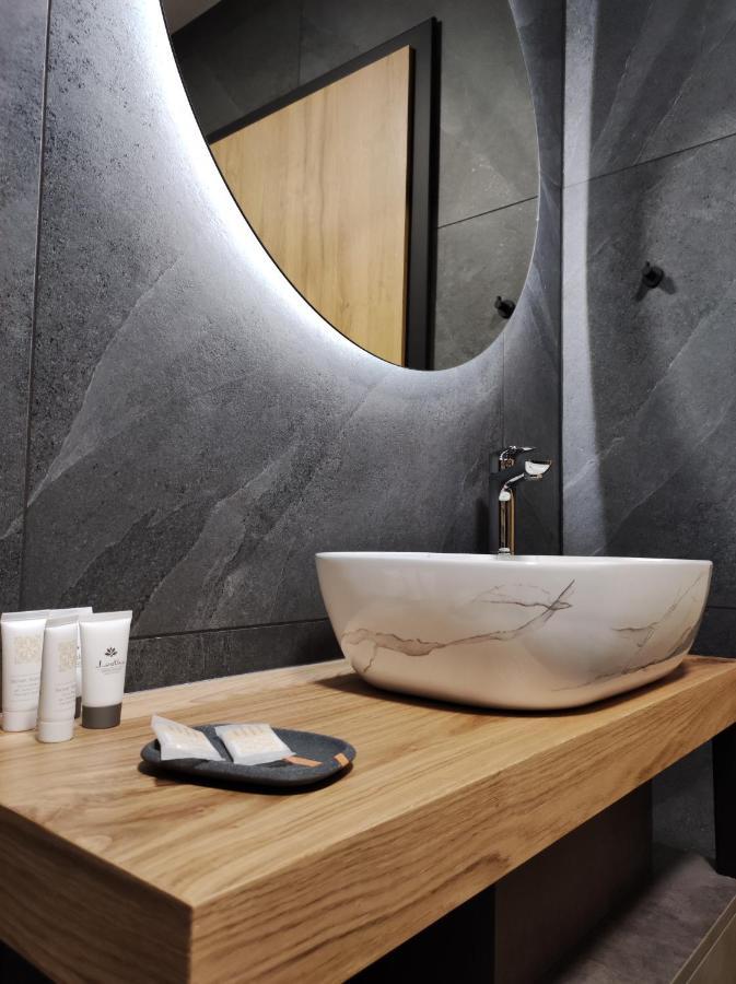 Boutique Rooms By Petric Winery Dobravlje エクステリア 写真