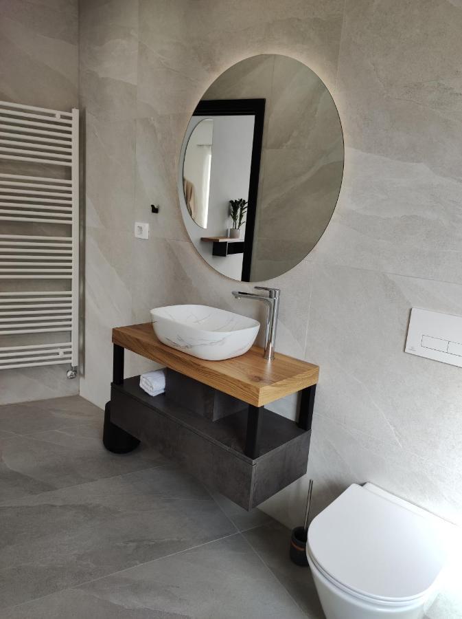 Boutique Rooms By Petric Winery Dobravlje エクステリア 写真