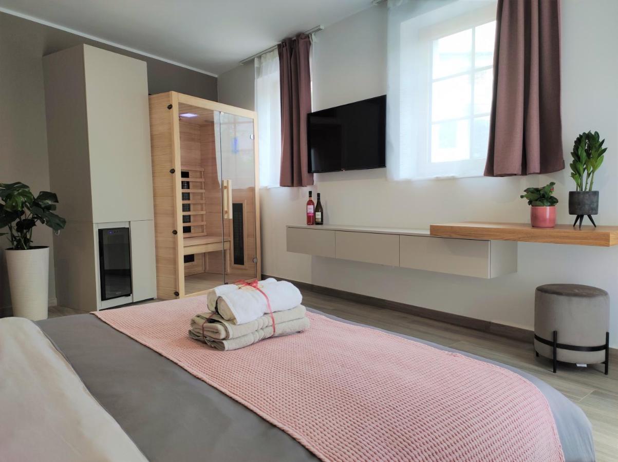 Boutique Rooms By Petric Winery Dobravlje エクステリア 写真